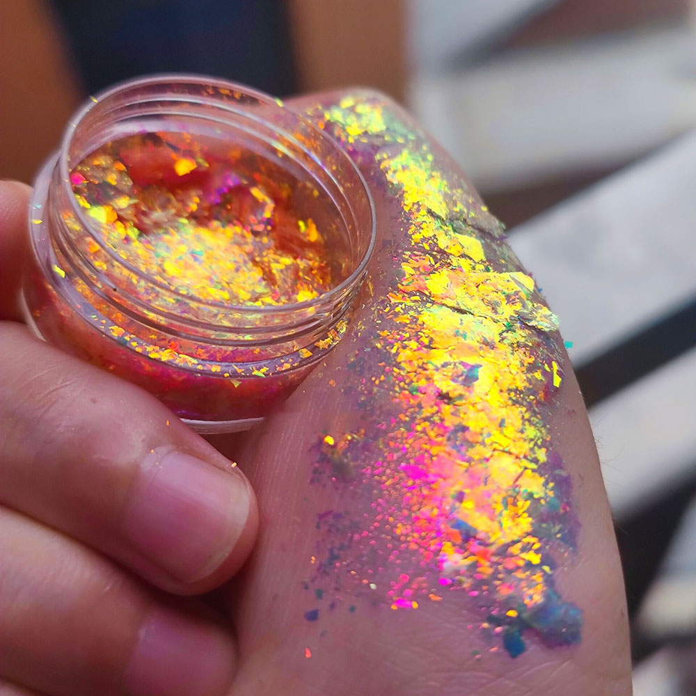 Glinsterende Kameleon Nagel Op - Eyeshadow Glitter Pigment recensie en prijs