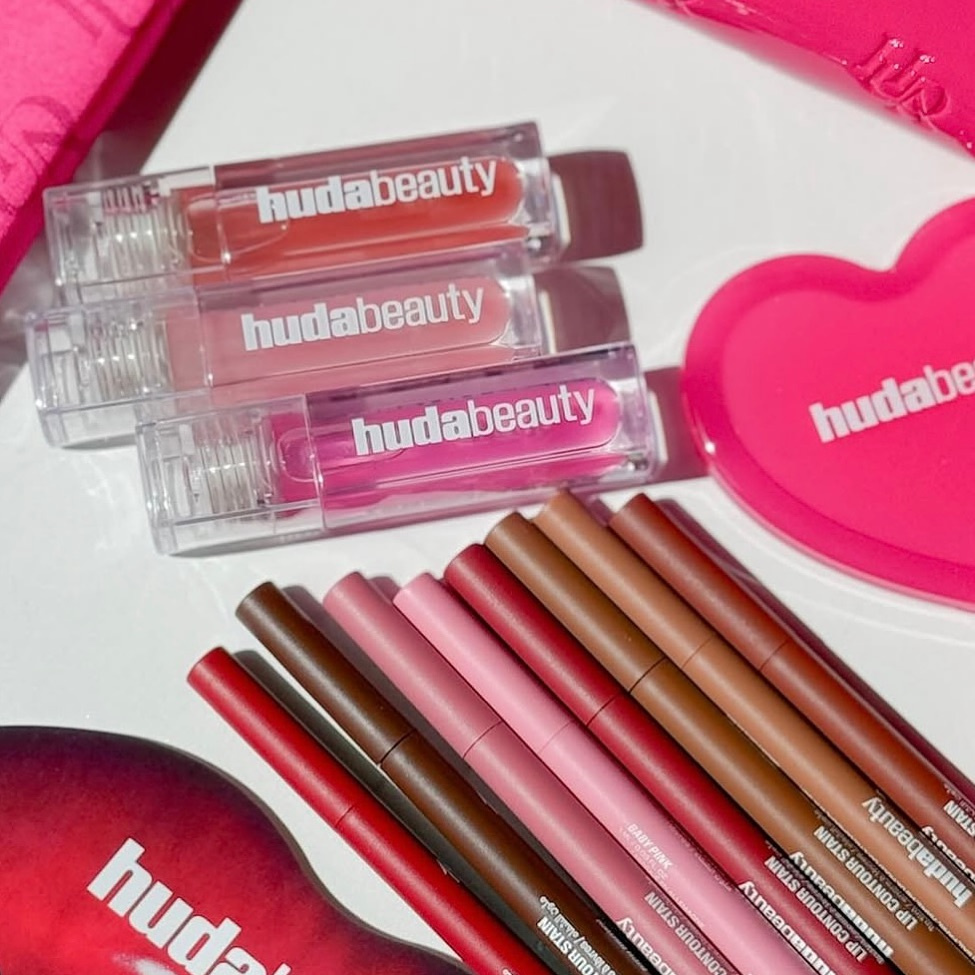 8 kleuren lipliner pennenset L - Huda Beauty Makeup Set recensie en prijs